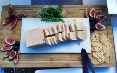 Plateau figues et foie gras présentation traiteur